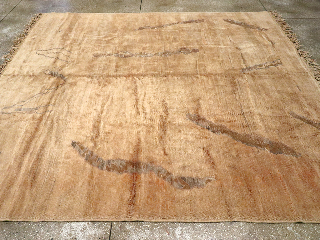 Modern Moroccan Square Carpet, No.16092 - Galerie Shabab