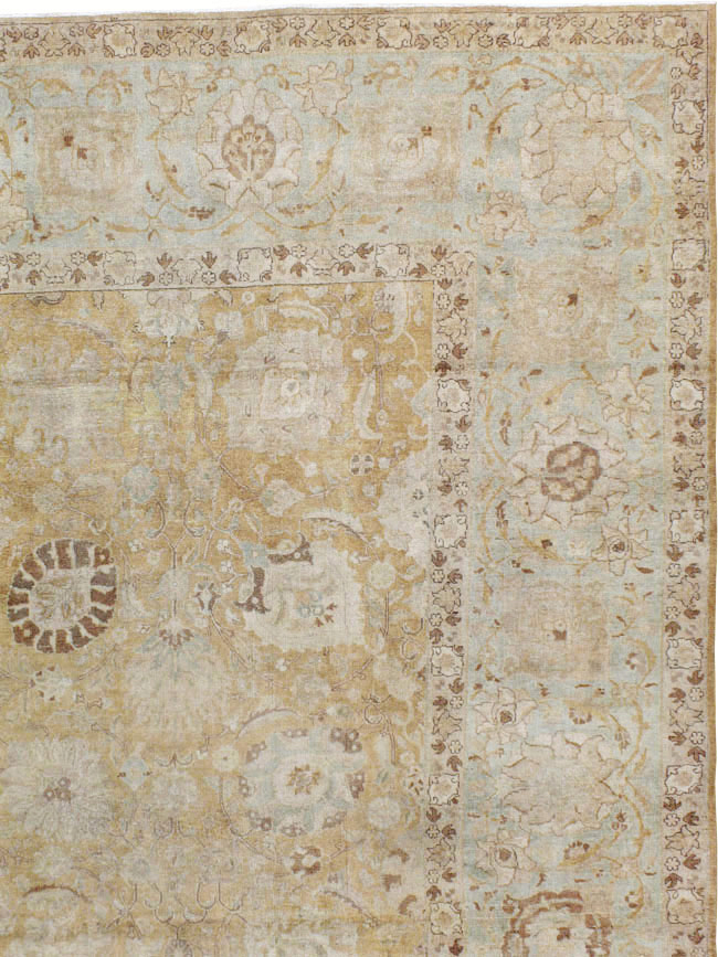 Antique Persian Tabriz Carpet, No.16104 - Galerie Shabab