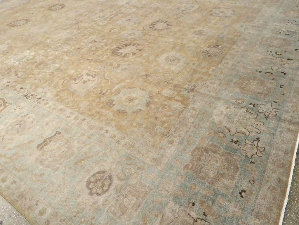 Antique Persian Tabriz Carpet, No.16104 - Galerie Shabab