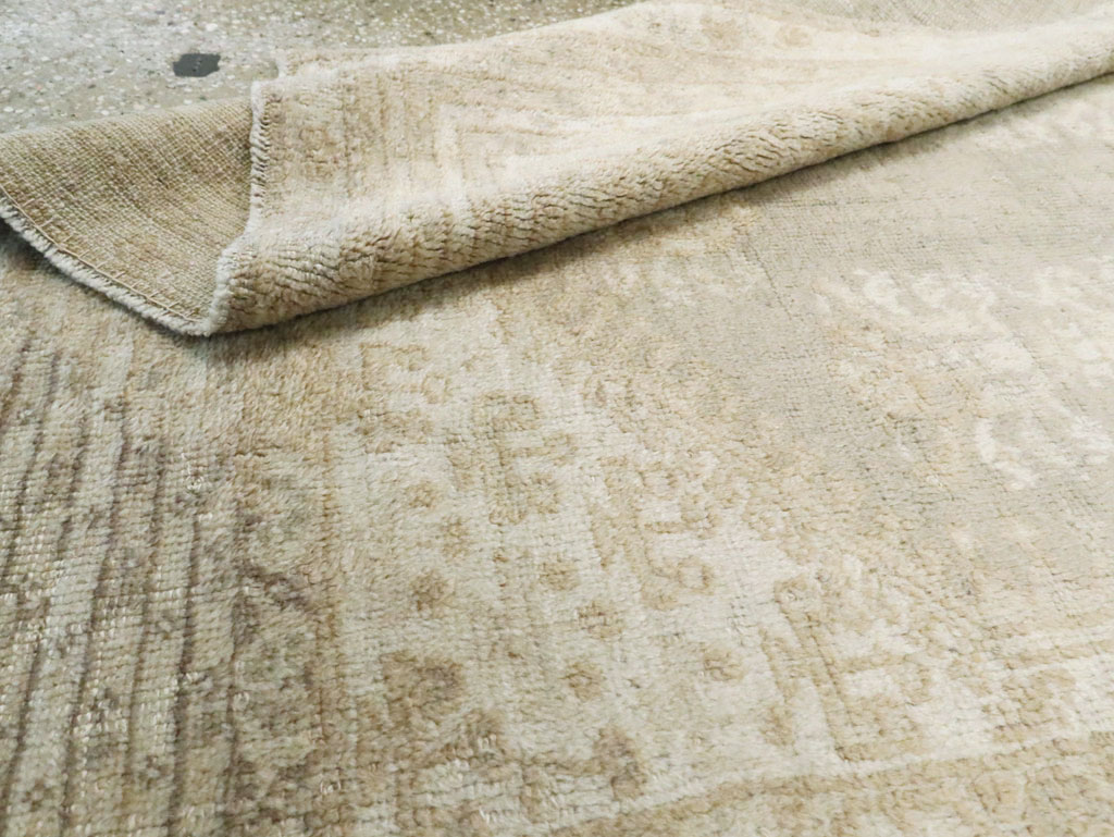 Antique Turkish Ghiordes Rug, No.16105 - Galerie Shabab