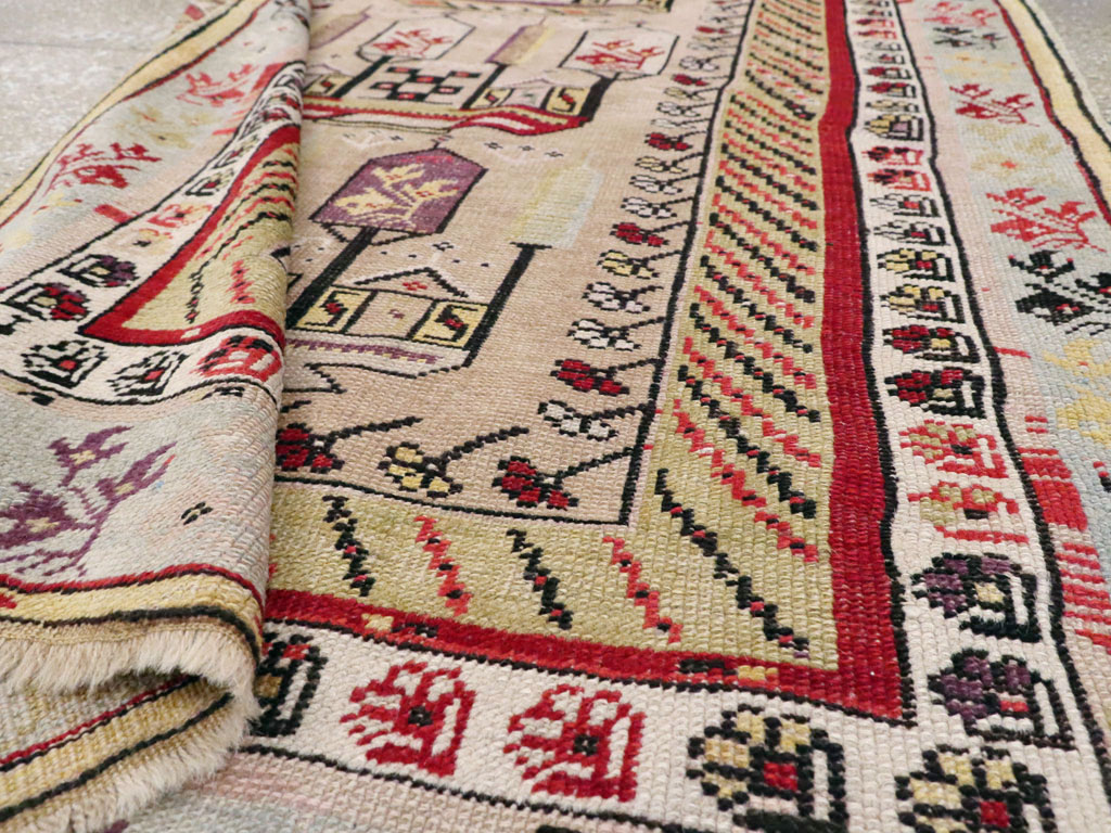 Antique Turkish Ghiordes Rug, No.16107 - Galerie Shabab