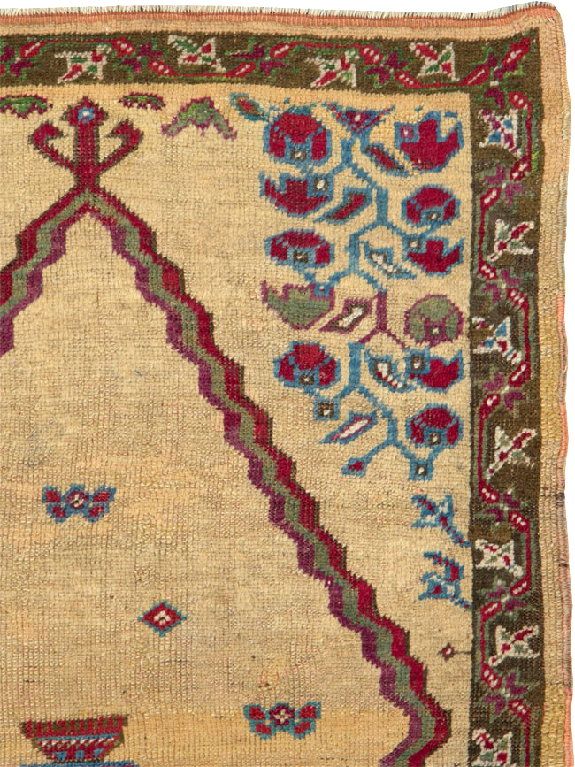 Antique Turkish Ghiordes Prayer Rug, No.16108 - Galerie Shabab