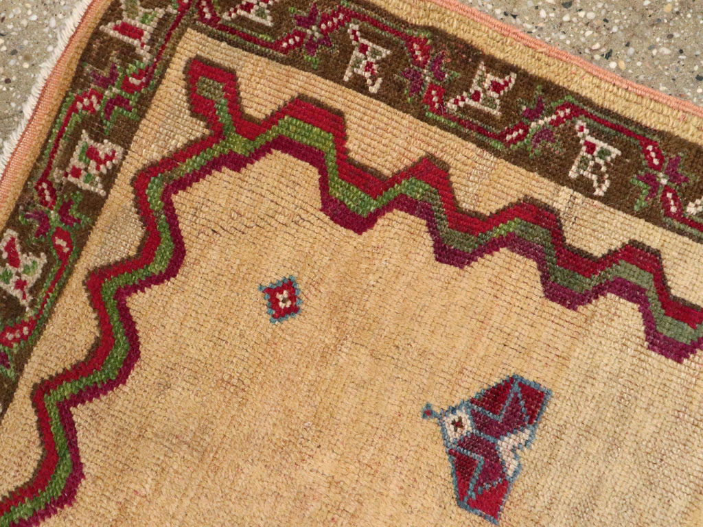 Antique Turkish Ghiordes Prayer Rug, No.16108 - Galerie Shabab