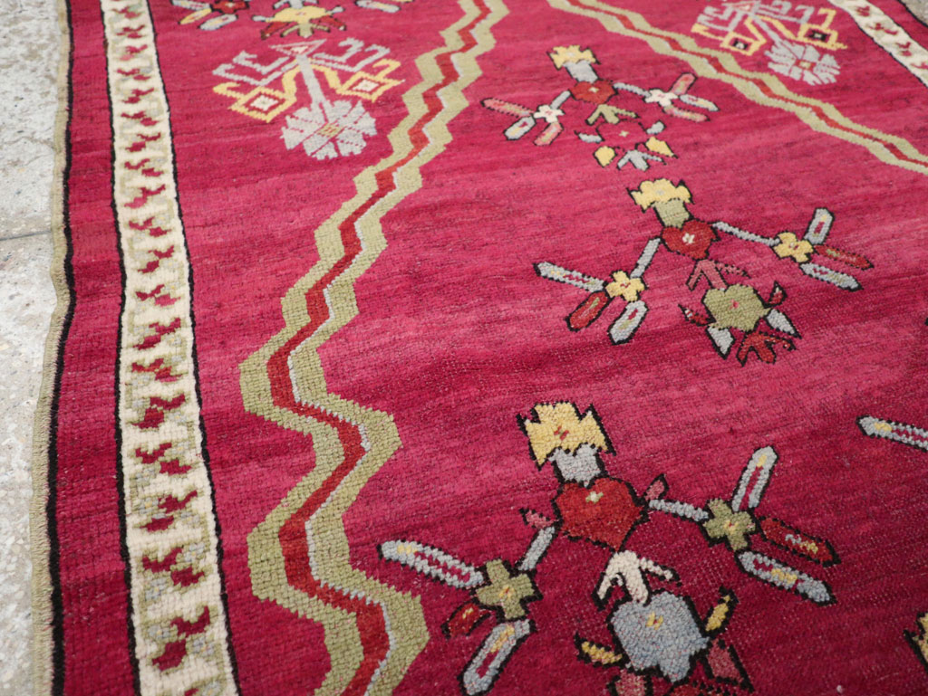 Antique Turkish Ghiordes Rug, No.16110 - Galerie Shabab