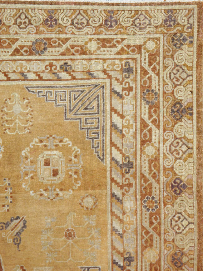 Antique East Turkest Khotan Carpet, No.16118 - Galerie Shabab