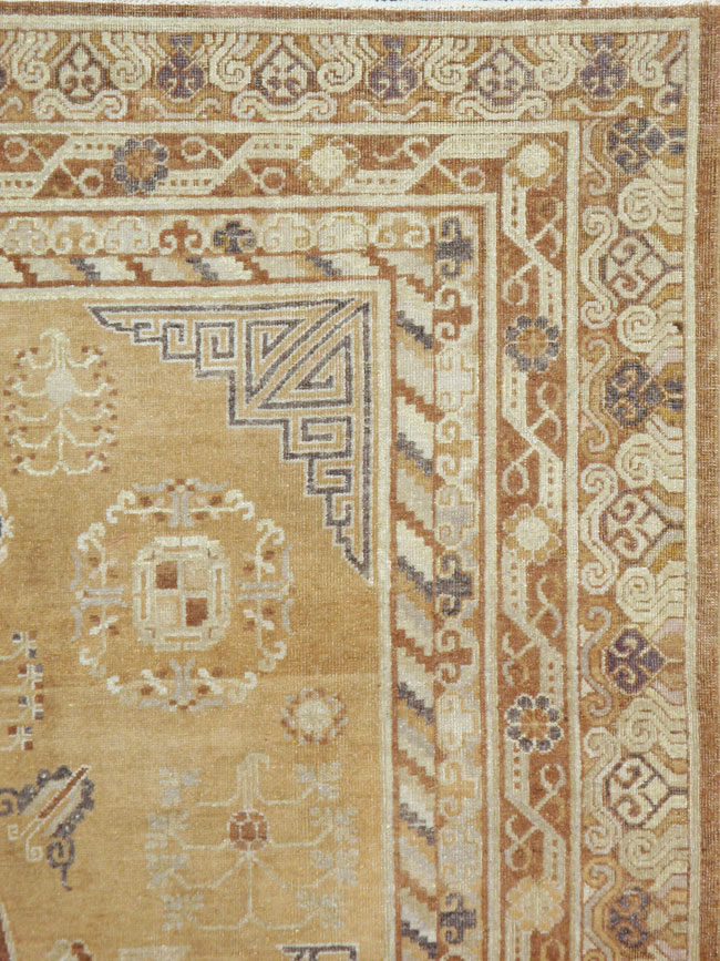 Antique East Turkest Khotan Carpet, No.16118 - Galerie Shabab