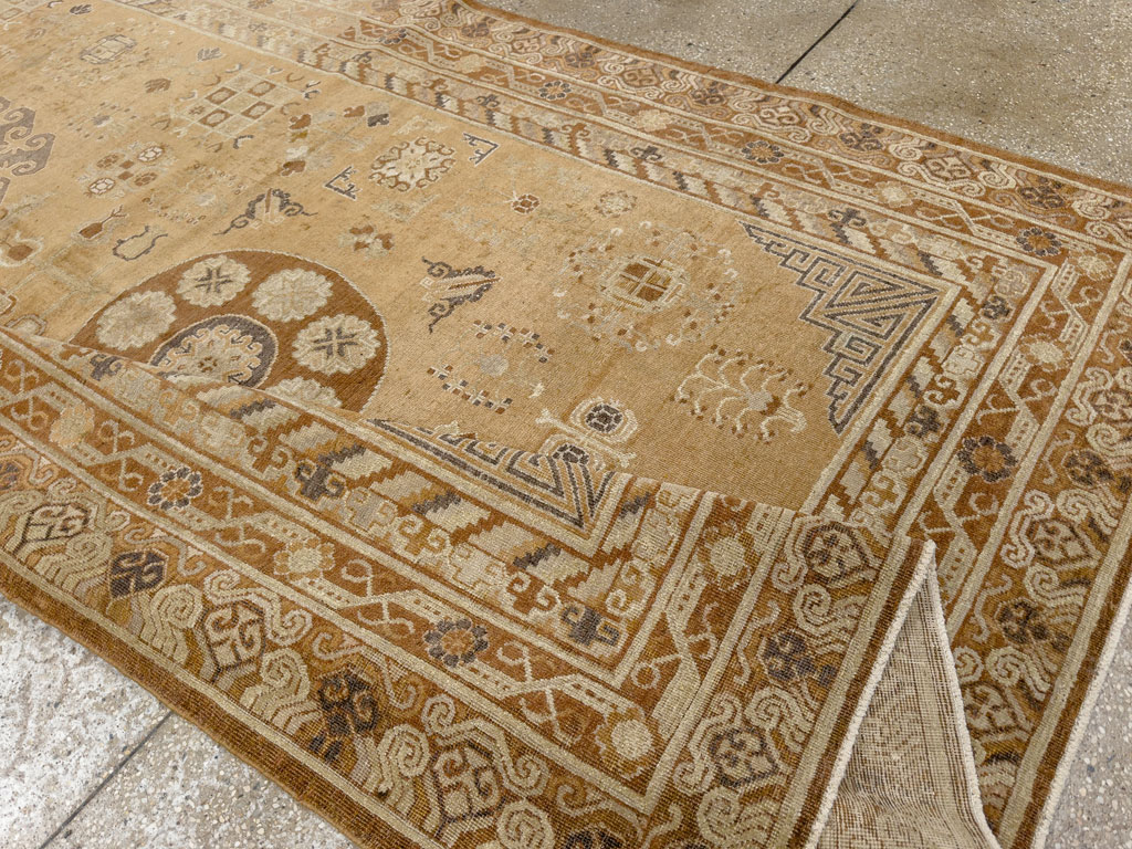 Antique East Turkest Khotan Carpet, No.16118 - Galerie Shabab