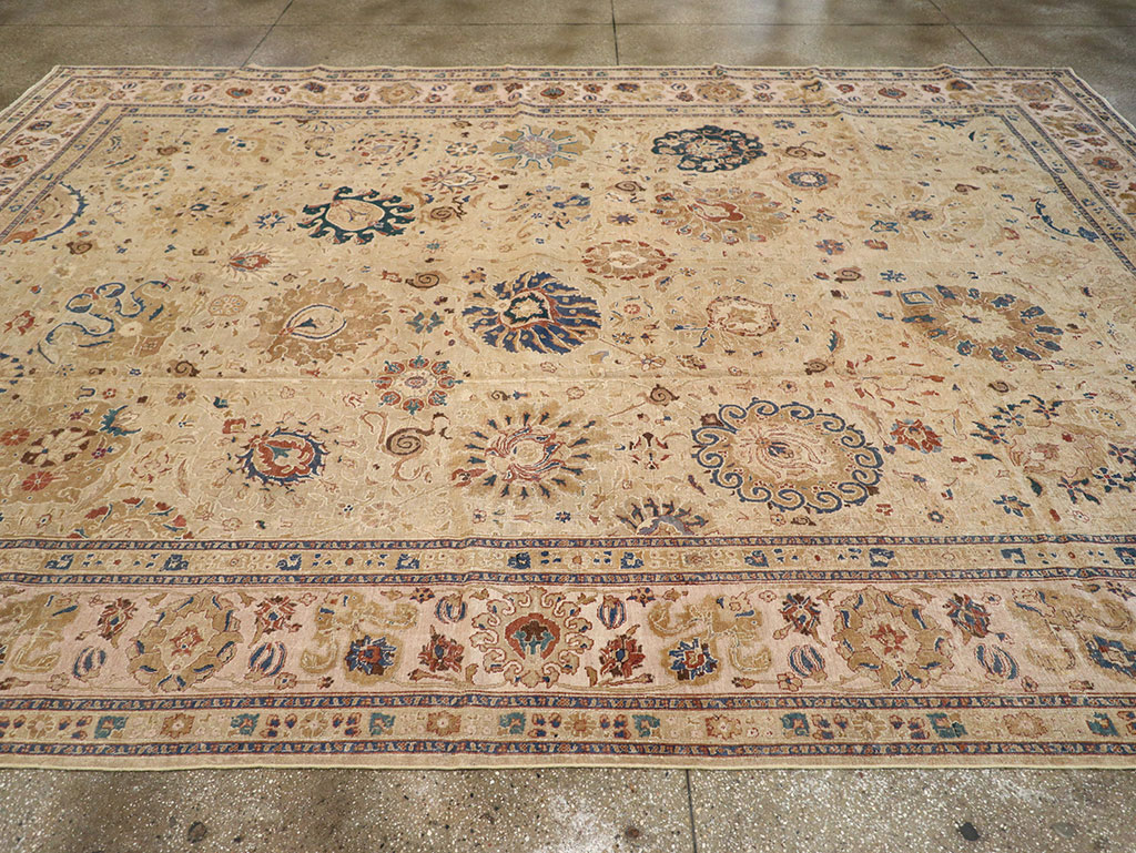 Antique Persian Tabriz Carpet, No.16127 - Galerie Shabab