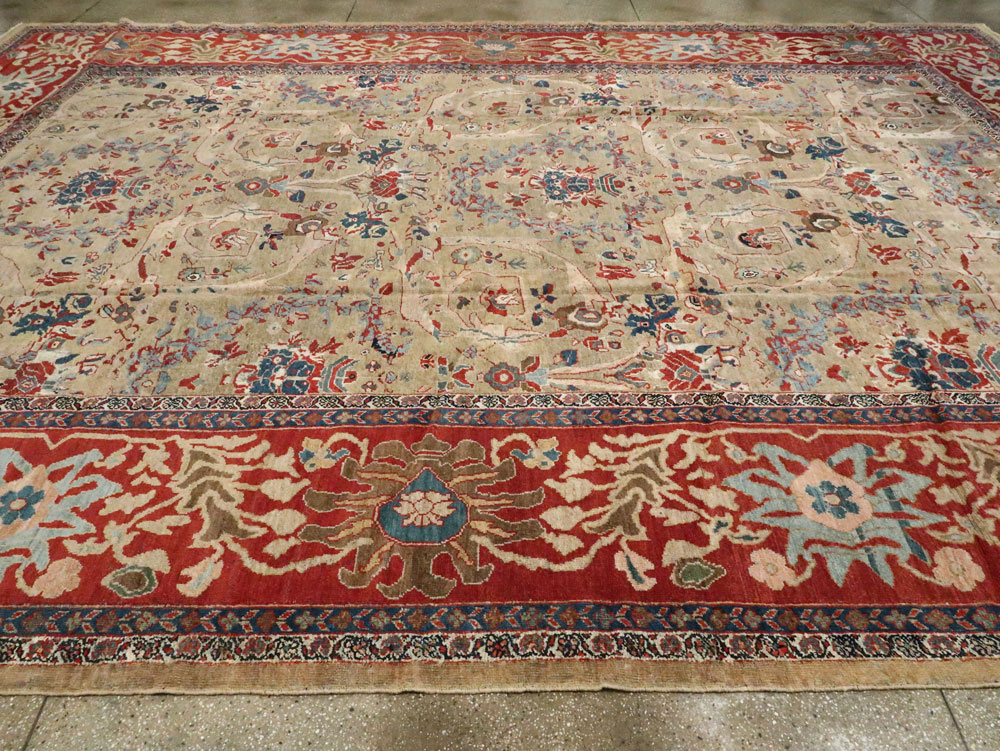 Antique Persian Sultanabad Carpet, No.16130 - Galerie Shabab