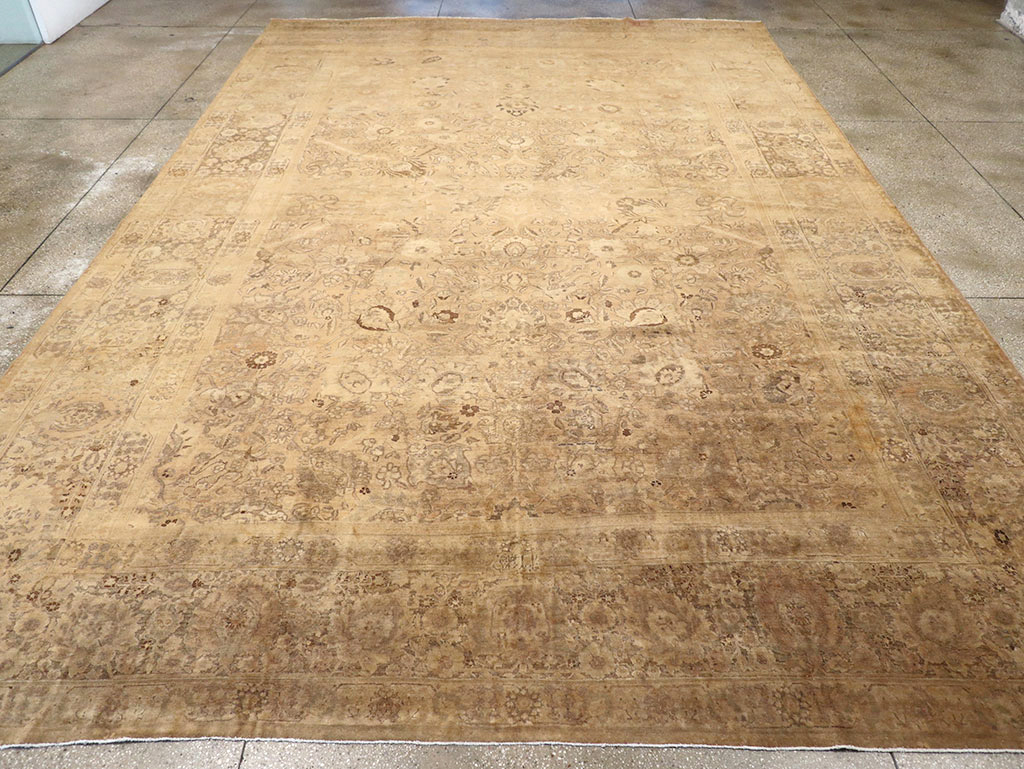 Antique Persian Tabriz Carpet, No.16134 - Galerie Shabab