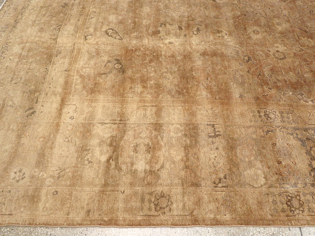 Antique Persian Tabriz Carpet, No.16134 - Galerie Shabab