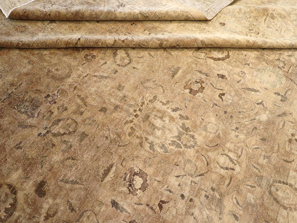 Antique Persian Tabriz Carpet, No.16134 - Galerie Shabab