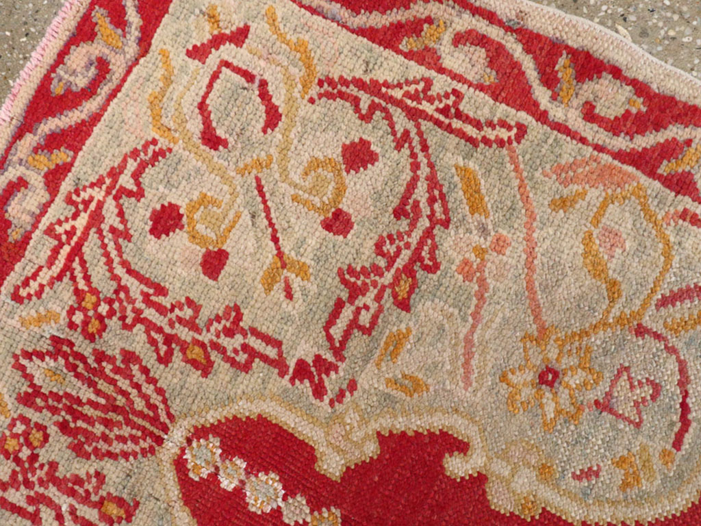 Antique Turkish Oushak Rug, No.16136 - Galerie Shabab