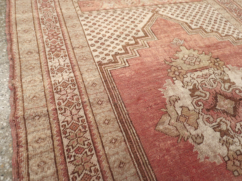 Antique Oushak Rug, No.16139 - Galerie Shabab