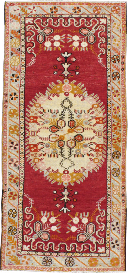 Vintage Turkish Oushak Rug, No.16198 - Galerie Shabab