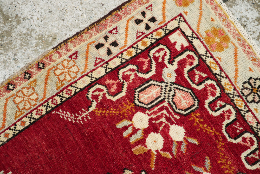Vintage Turkish Oushak Rug, No.16198 - Galerie Shabab