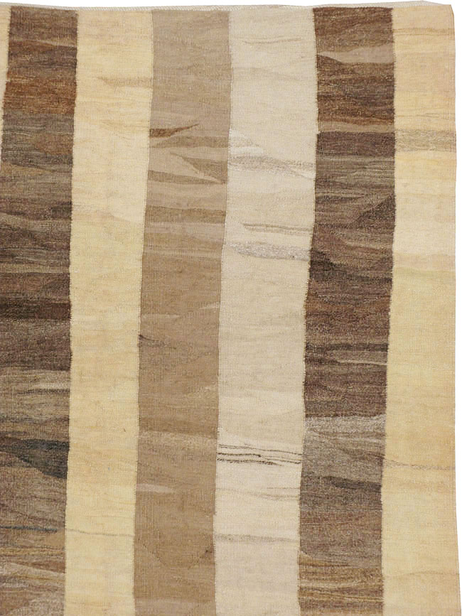 Modern Persian Kilim, No.16205 - Galerie Shabab