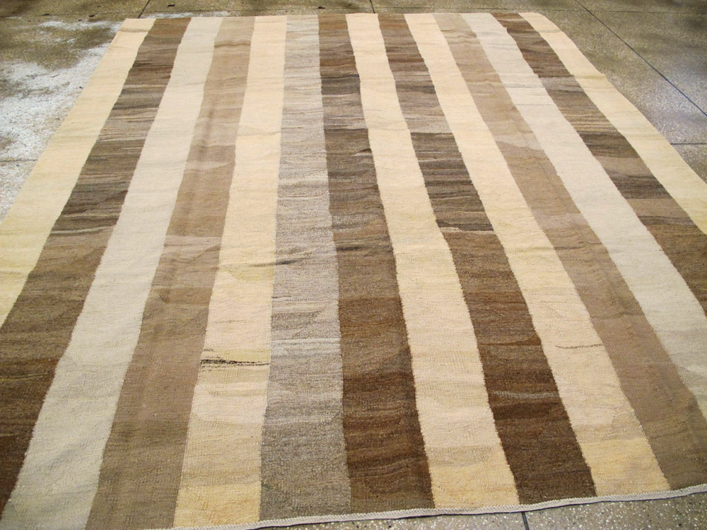 Modern Persian Kilim, No.16205 - Galerie Shabab