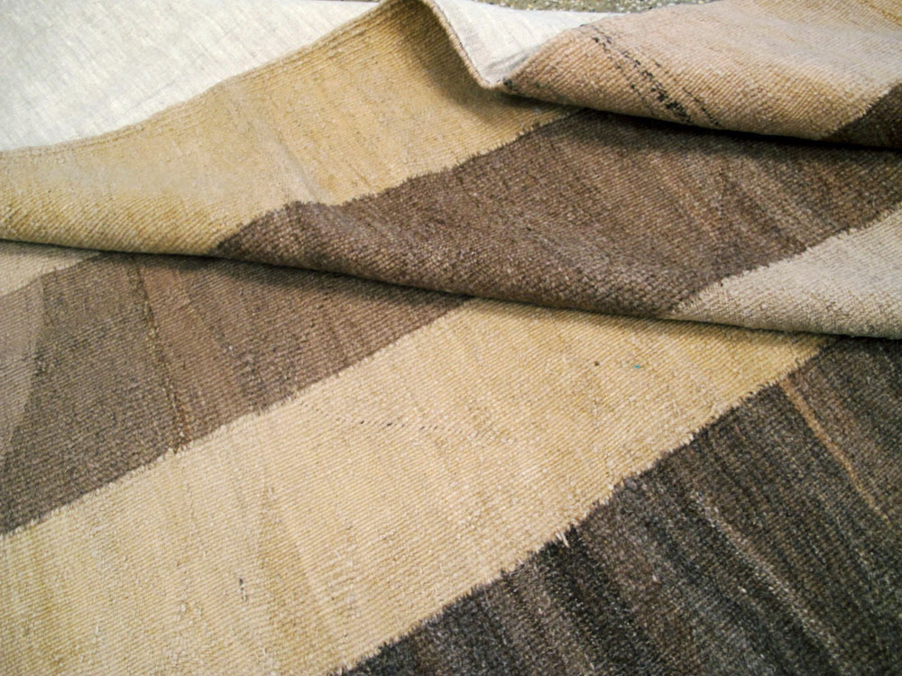 Modern Persian Kilim, No.16205 - Galerie Shabab