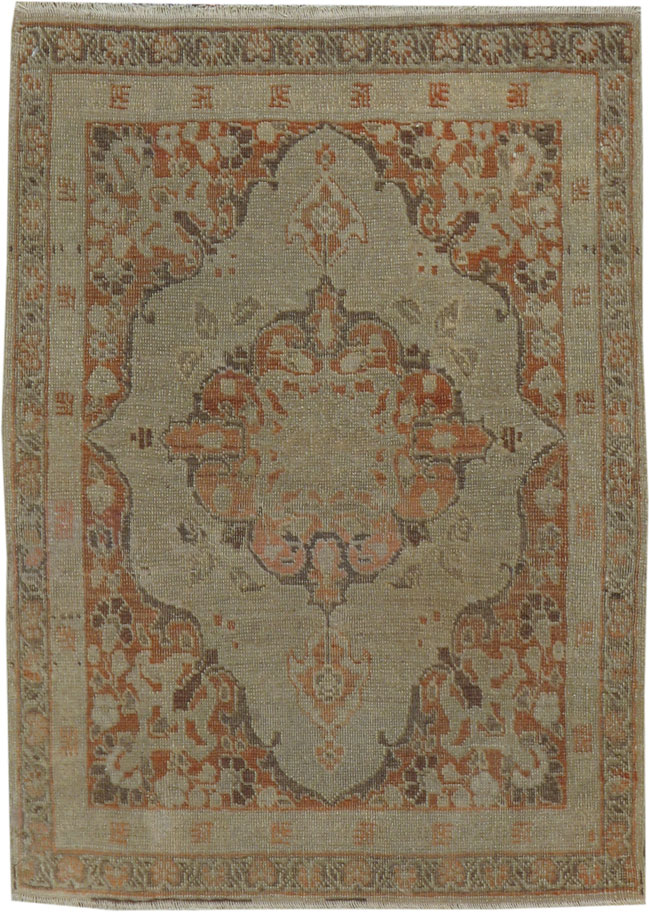 Antique Persian Tabriz Rug, No.16255 - Galerie Shabab