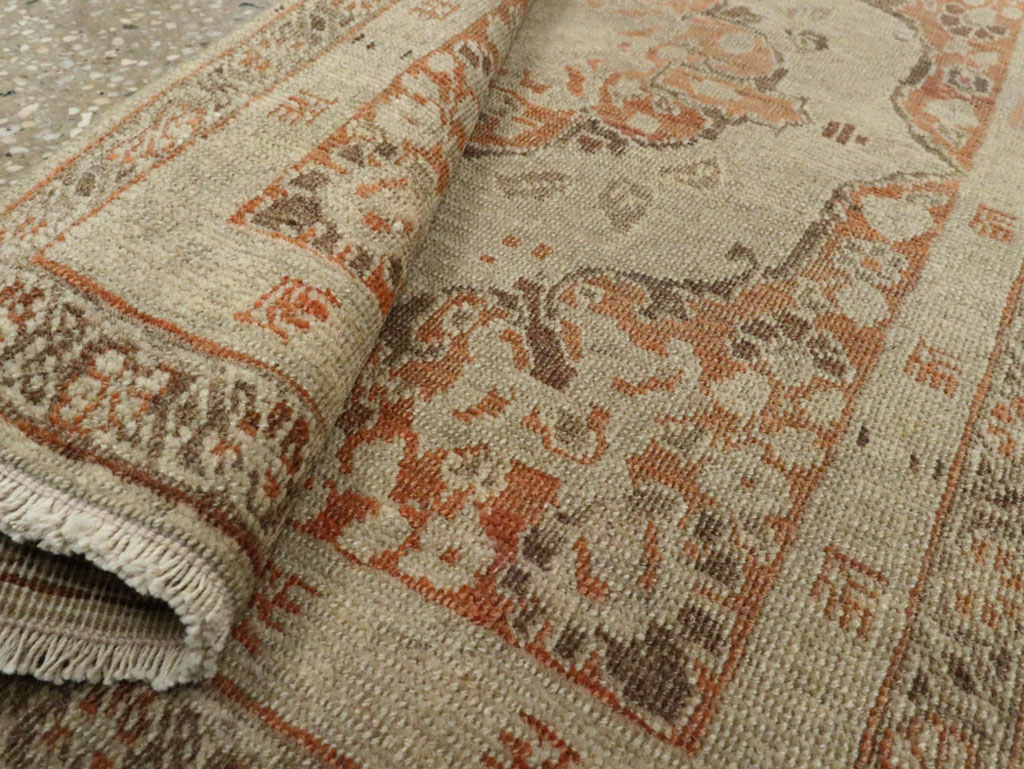 Antique Persian Tabriz Rug, No.16255 - Galerie Shabab