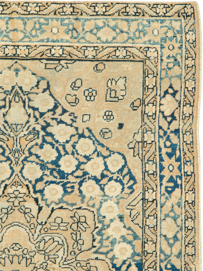 Antique Persian Lavar Kerman Rug, No.16256 - Galerie Shabab