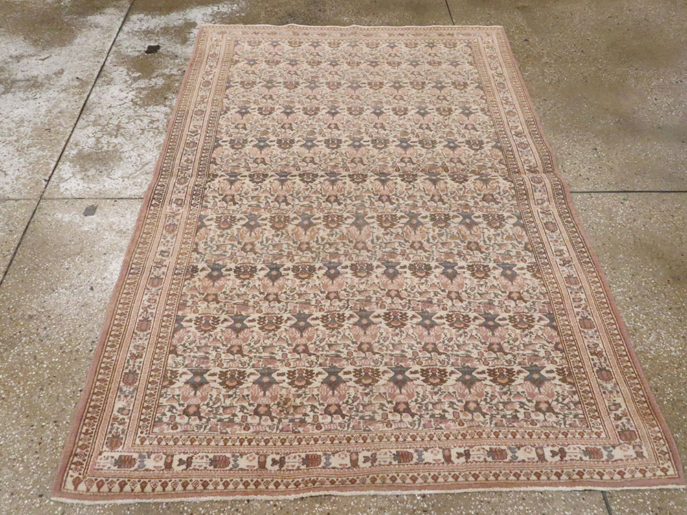 Antique Persian Zele Sultan Rug, No.16258 - Galerie Shabab