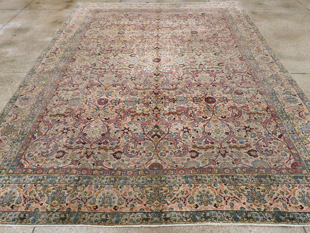 Antique Persian Lavar Kerman Rug, No.16260 - Galerie Shabab