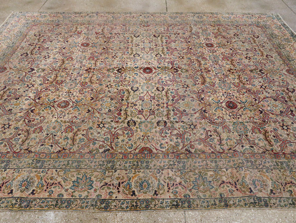 Antique Persian Lavar Kerman Rug, No.16260 - Galerie Shabab