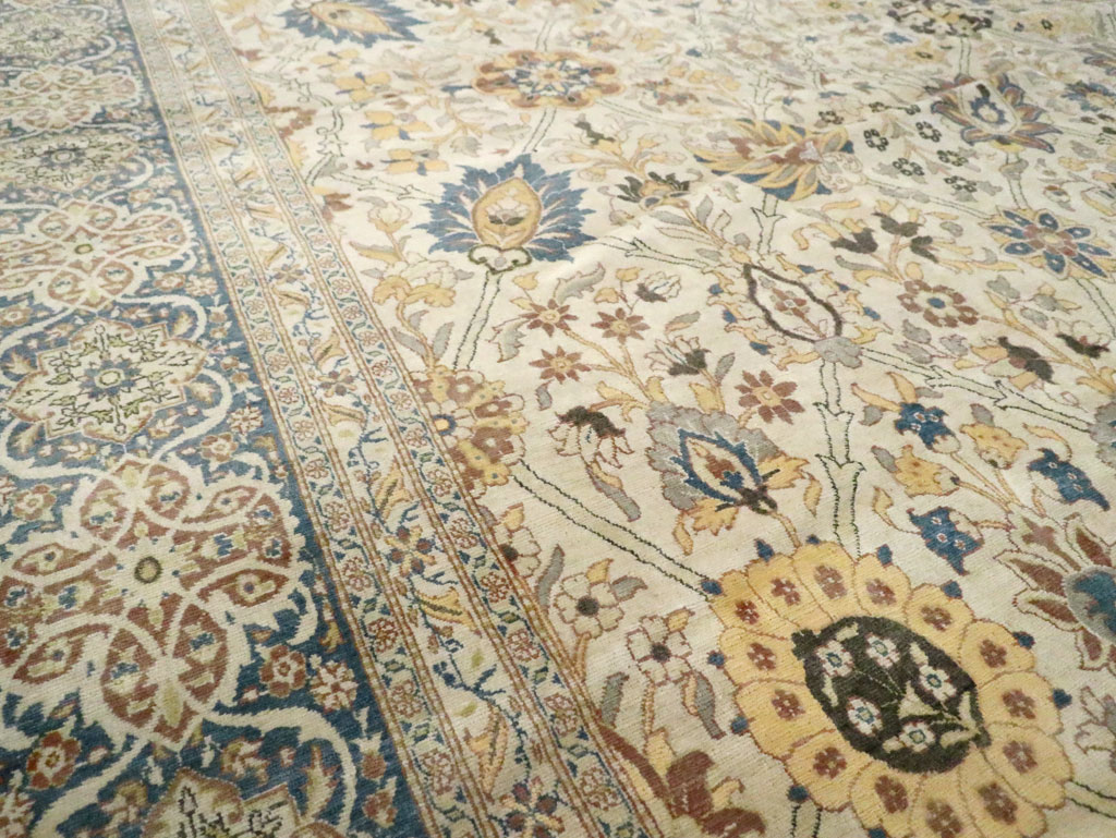 Antique Persian Tabriz Carpet, No.16278 - Galerie Shabab