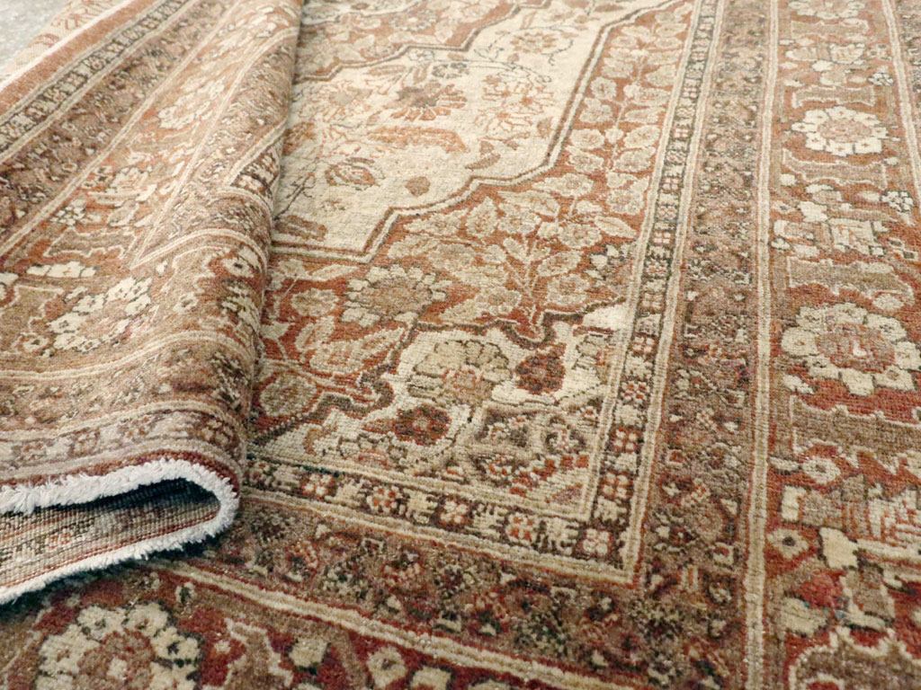 Antique Persian Tabriz Hagi Jalil Rug, No.16281 - Galerie Shabab