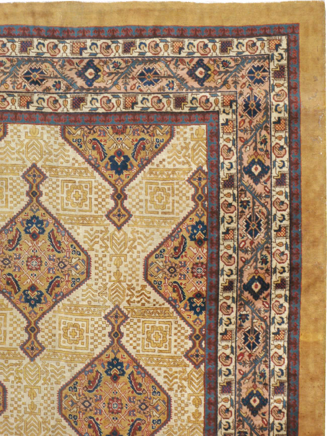 Antique Persian Tabriz Carpet, No.16282 - Galerie Shabab