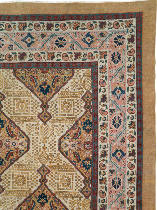 Antique Persian Tabriz Carpet, No.16282 - Galerie Shabab