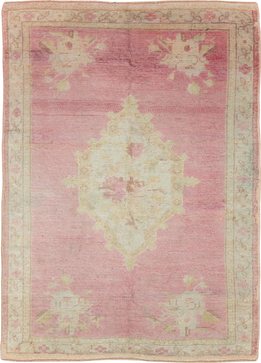 Antique Turkish Oushak Rug, No.16285 - Galerie Shabab