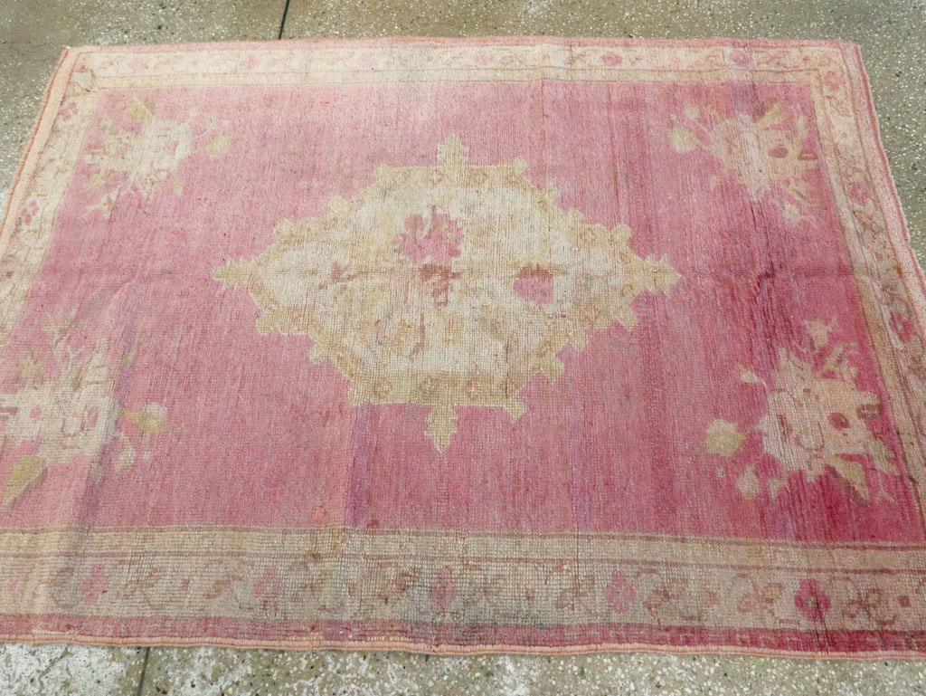 Antique Turkish Oushak Rug, No.16285 - Galerie Shabab