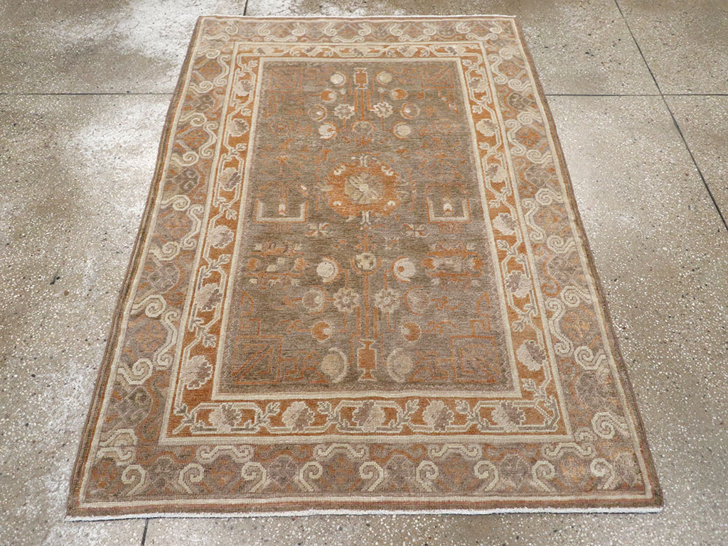 Vintage East Turkestan Khotan Rug, No.16293 - Galerie Shabab