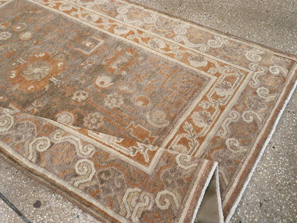 Vintage East Turkestan Khotan Rug, No.16293 - Galerie Shabab