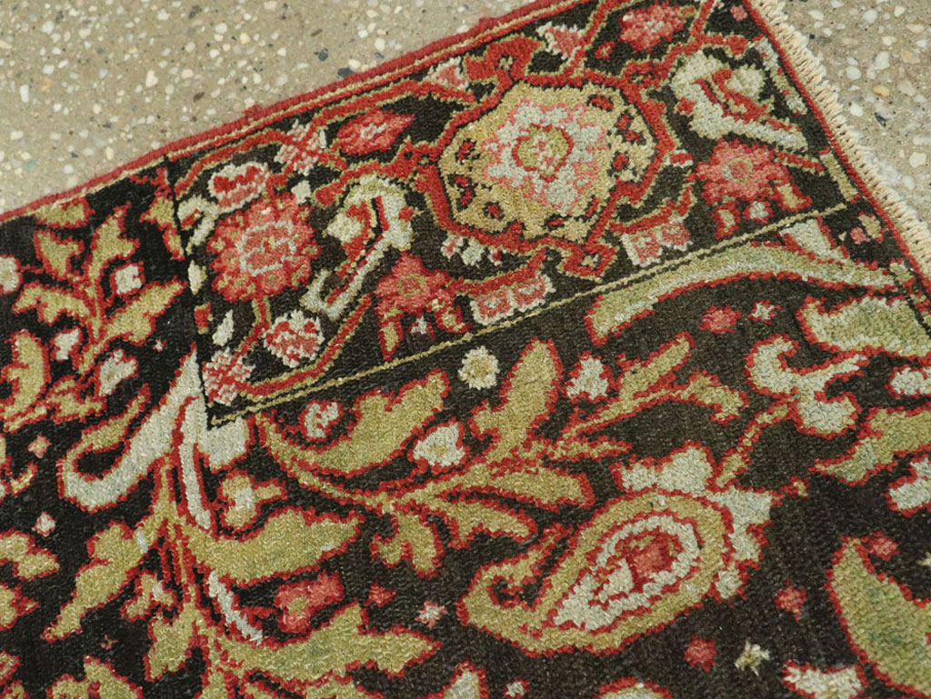 Antique Persian Senneh Rug, No.16298 - Galerie Shabab