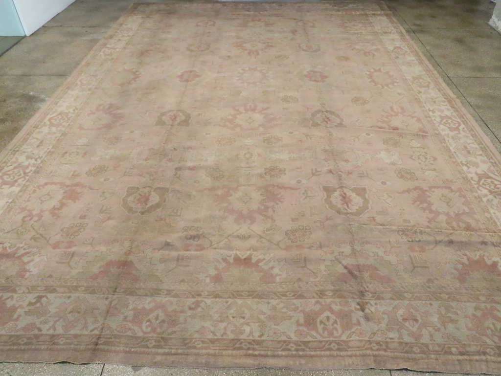 Antique Turkish Oushak Carpet, No.16300 - Galerie Shabab