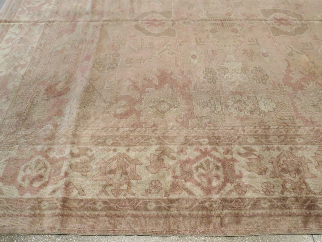 Antique Turkish Oushak Carpet, No.16300 - Galerie Shabab