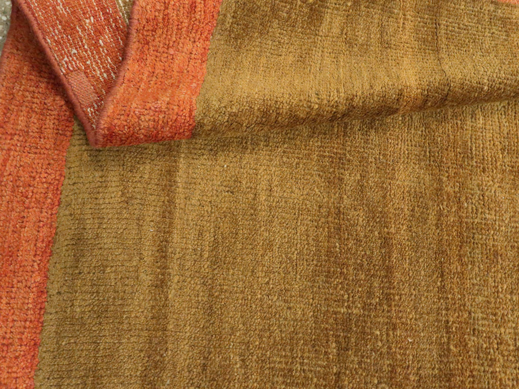 Vintage Persian Mahal Wide Gallery Runner, No.16316 - Galerie Shabab