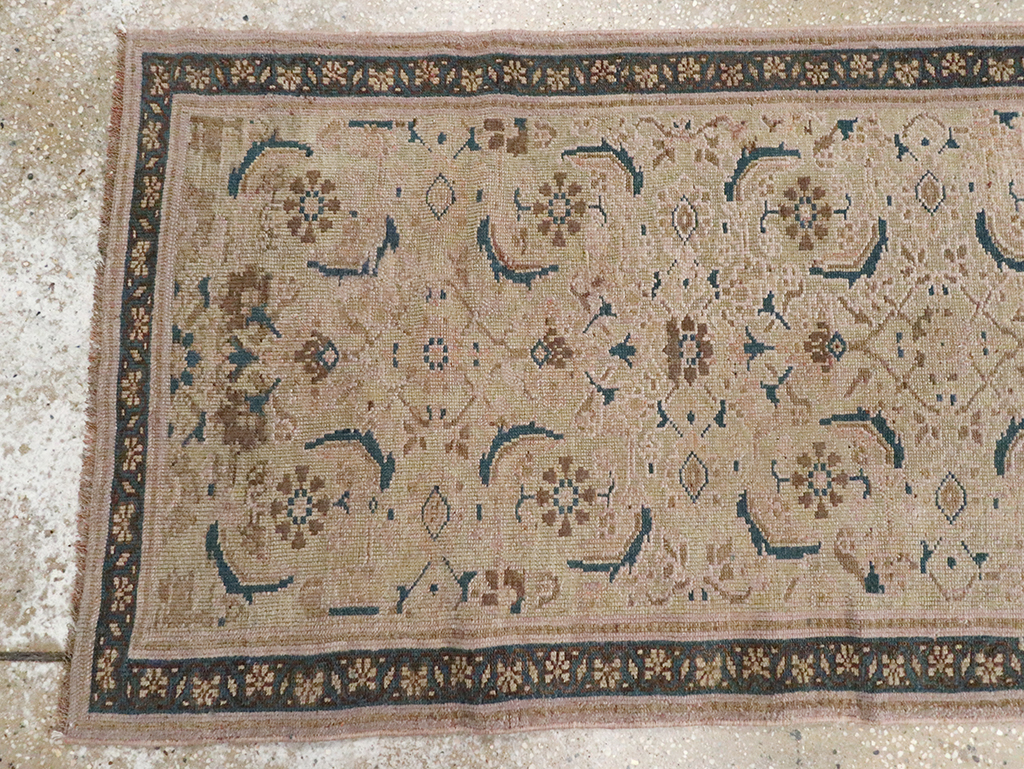 Antique Persian Kurdish Runner, No.16340 - Galerie Shabab