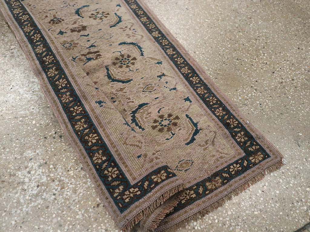 Antique Persian Kurdish Runner, No.16340 - Galerie Shabab