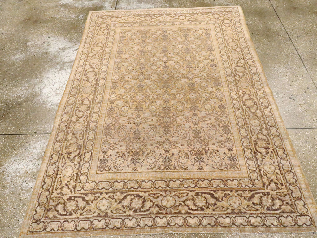 Antique Persian Tabriz Rug, No.16345 - Galerie Shabab
