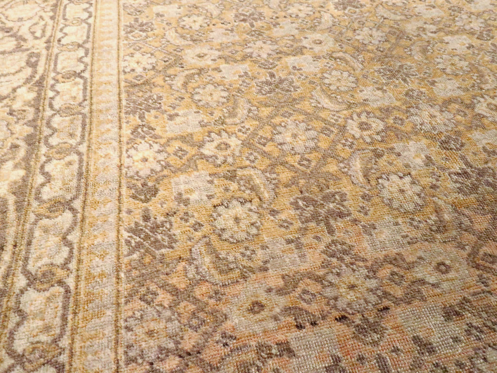 Antique Persian Tabriz Rug, No.16345 - Galerie Shabab
