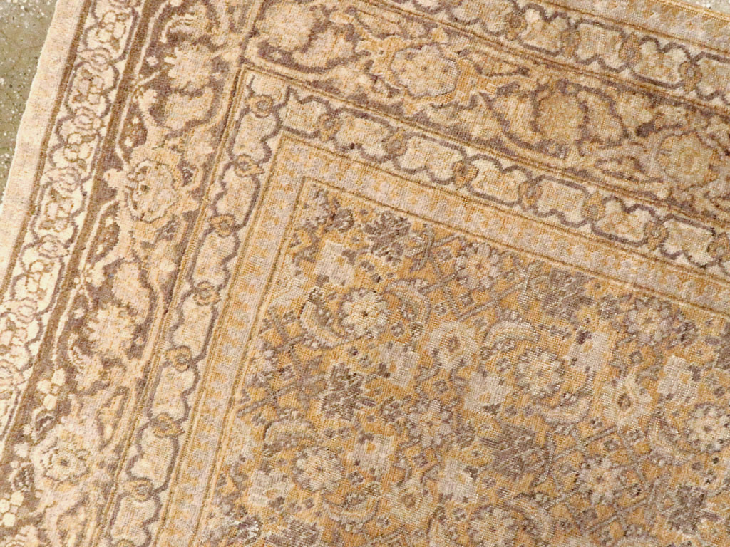 Antique Persian Tabriz Rug, No.16345 - Galerie Shabab
