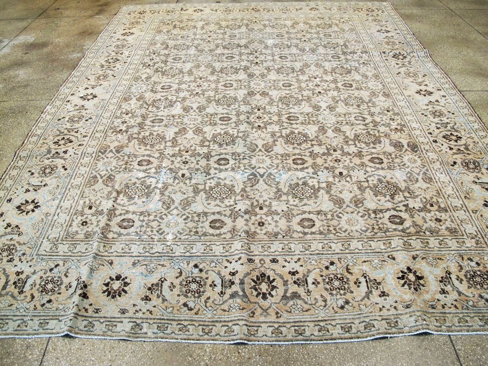 Vintage Persian Distressed Tabriz Carpet, No.16356 - Galerie Shabab