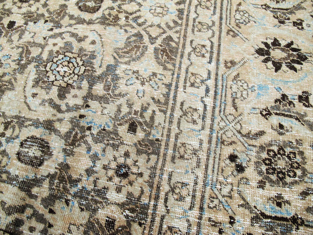 Vintage Persian Distressed Tabriz Carpet, No.16356 - Galerie Shabab
