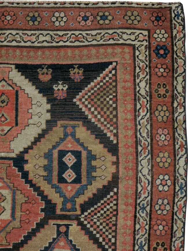 Antique Persian Kurdish Rug, No.16371 - Galerie Shabab