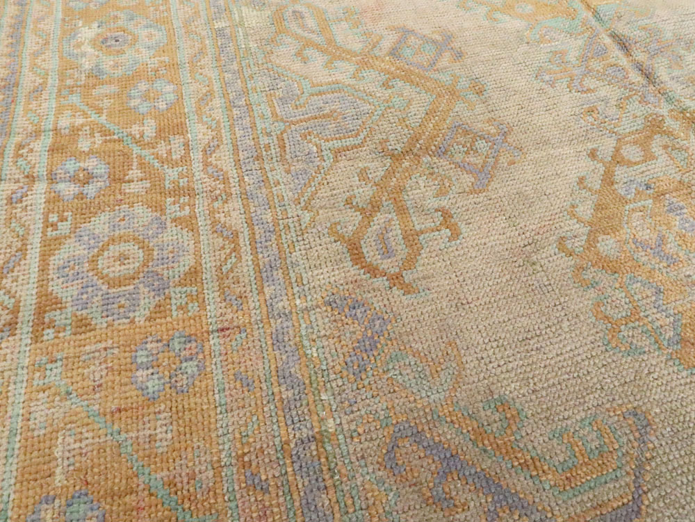 Antique Turkish Oushak Carpet, No.16373 - Galerie Shabab